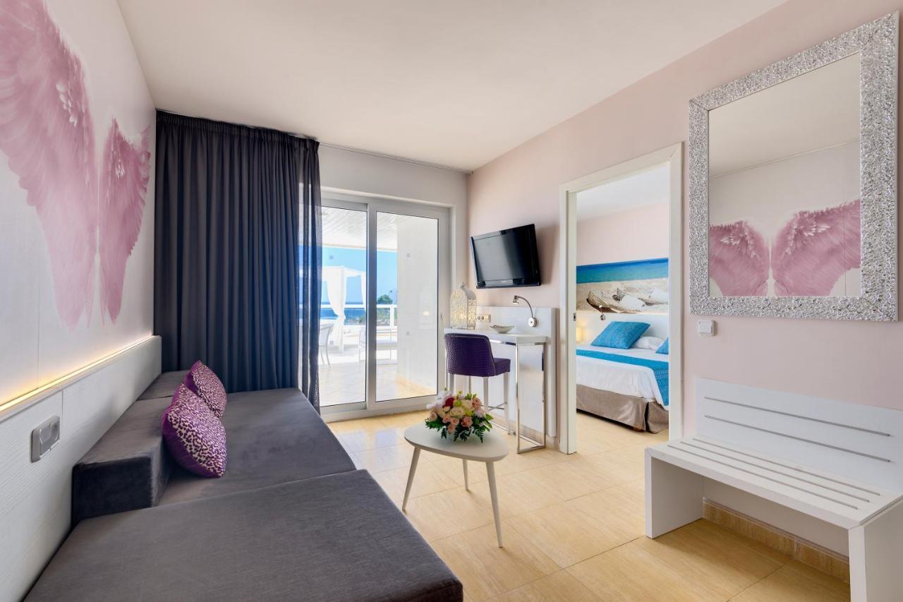 Privilege Suite Front Sea View
